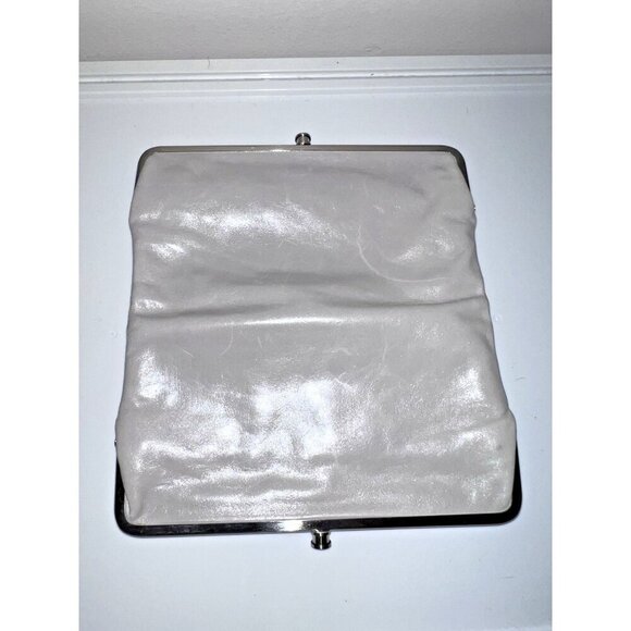 HOBO International Lauren Clutch Wallet Light Gray Leather KissLock Double Frame - Picture 11 of 16